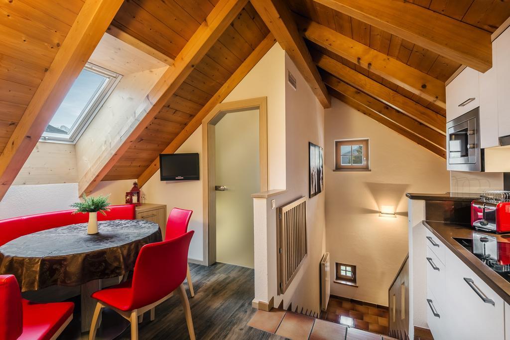 Taela Apartments Сан-Кассиано Экстерьер фото